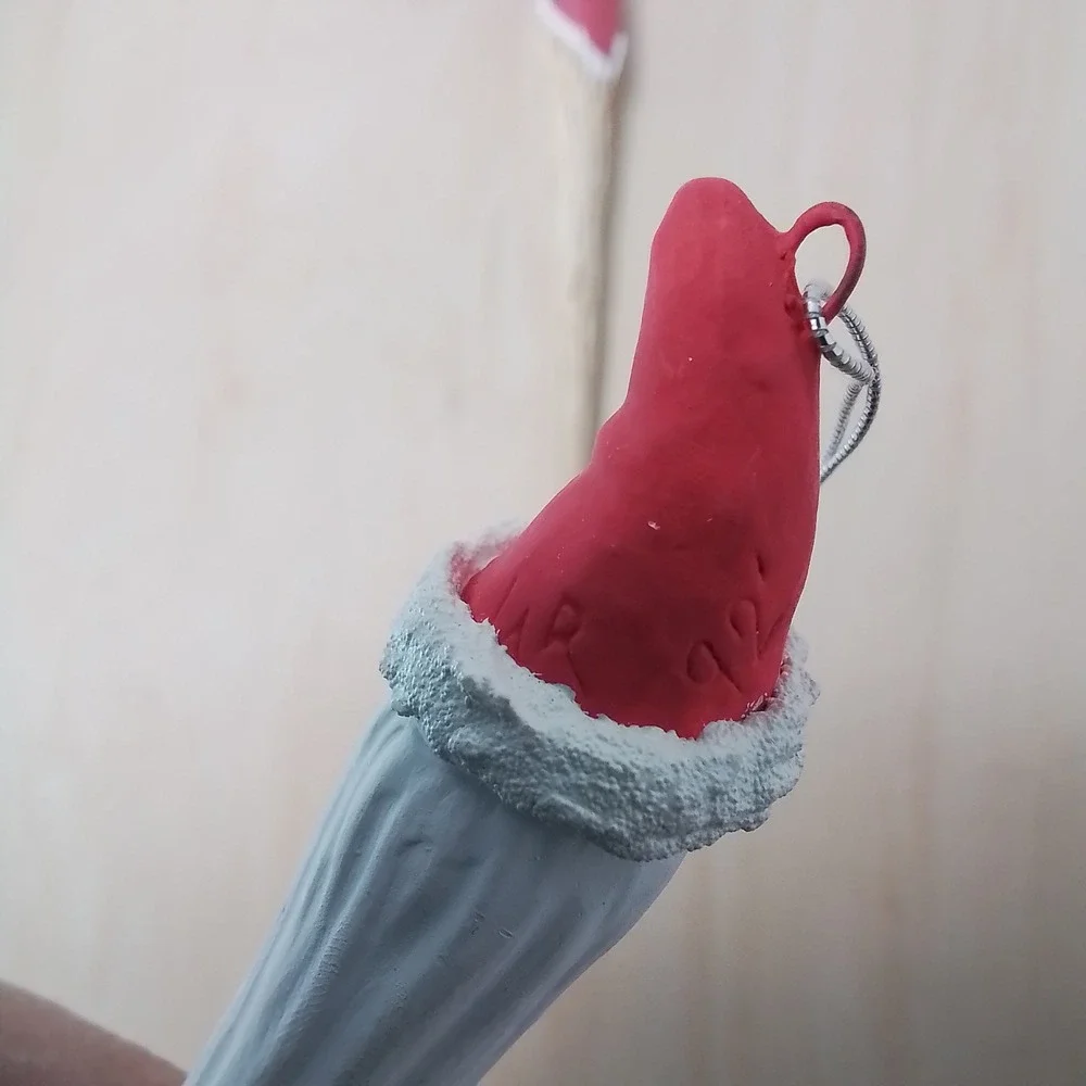 Set‎ of 2 Vintage Santa Claus Christmas Ornaments Icicle Style Rustic White